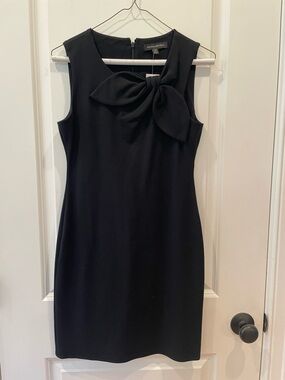 Banana Republic Black Sleeveless Bow-Accent Sheath Dress